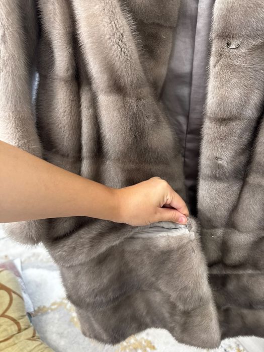 Продается норковая шуба