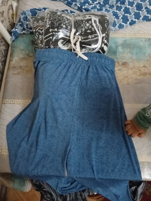 Хитойда ишлаб чикарилган айëллар шимлари оптом нархда сотилади