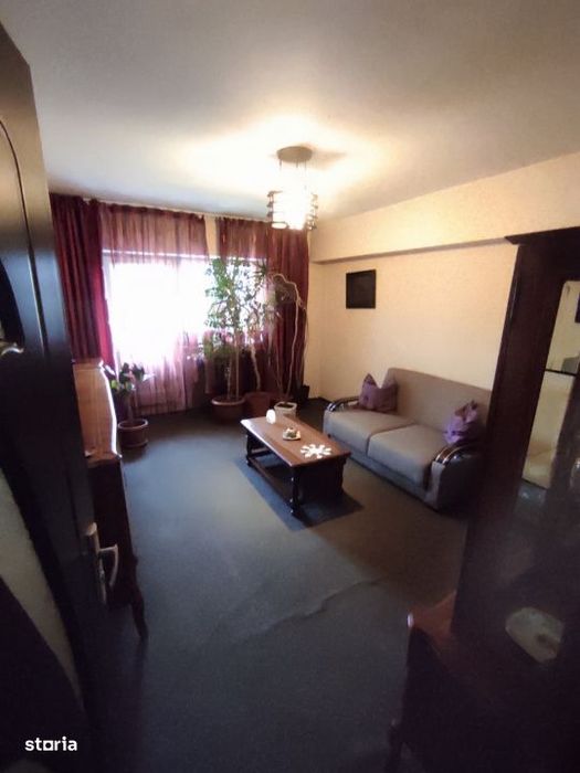 Apartament 2 camere, 57 mp, zona Craiovita Noua