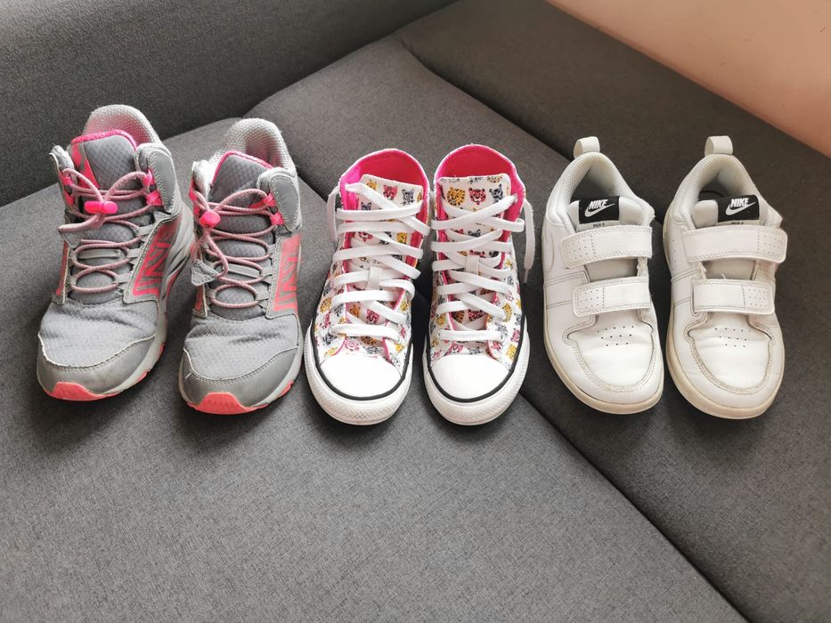 New Balance , Converse, Nike