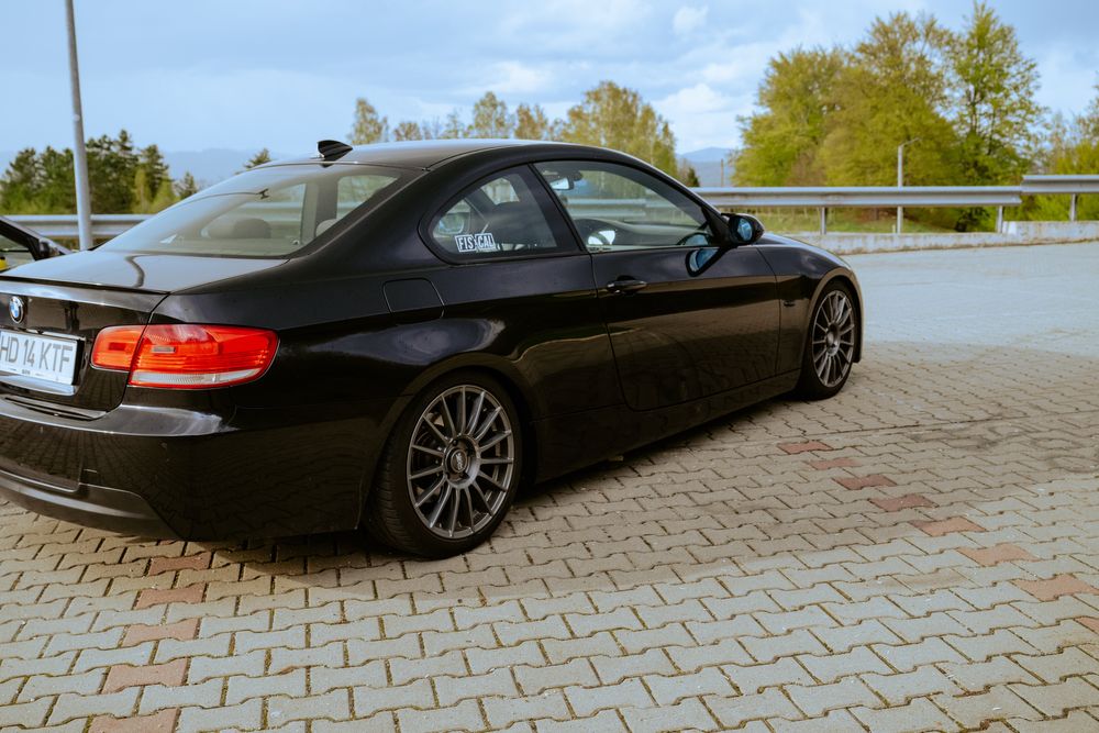 BMW E92 320i Coupe - 2009