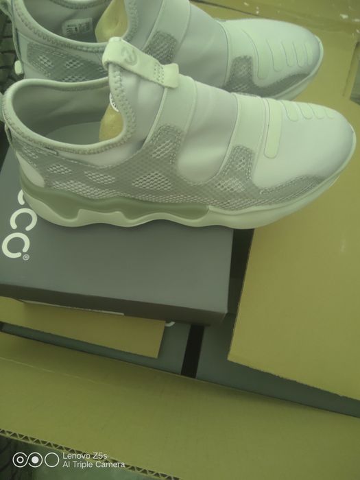 Разпродажба Дамски обувки ecco различни видове