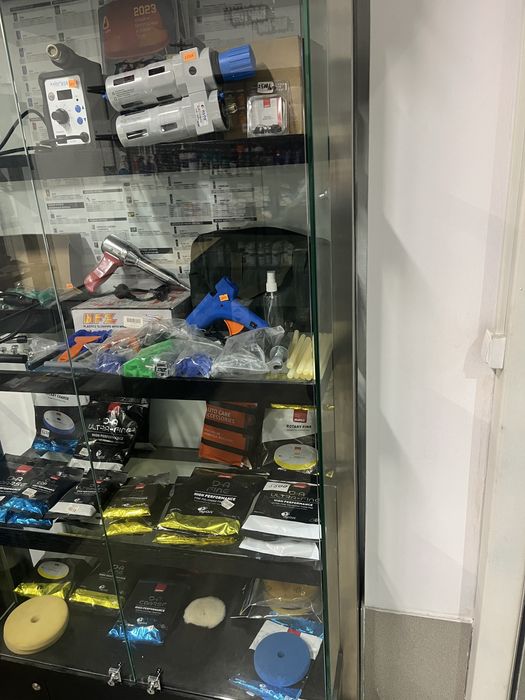 Продоется витрина шкаф