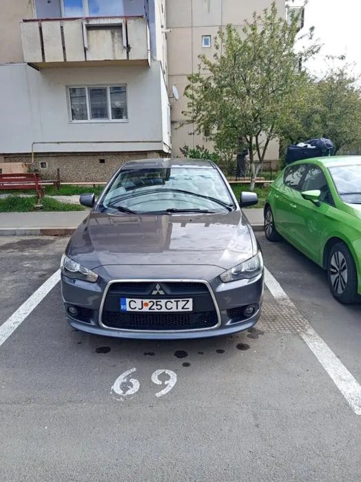 MITSUBISHI Lancer