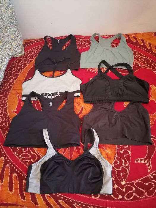 Bustiere damă (13 bucăți) - 100 lei