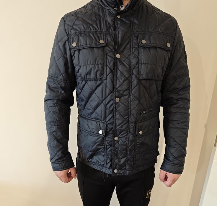 Tommy Hilfiger - яке