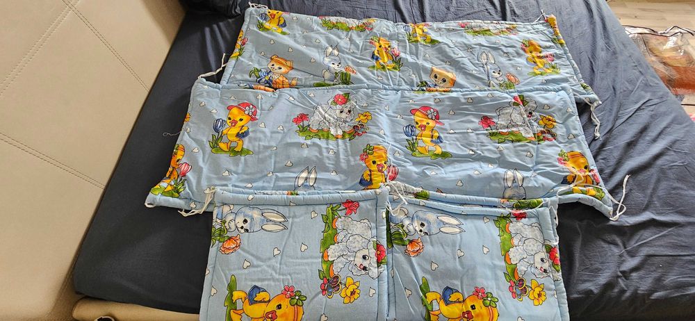 Обиколници за креватче + одеало за изписване