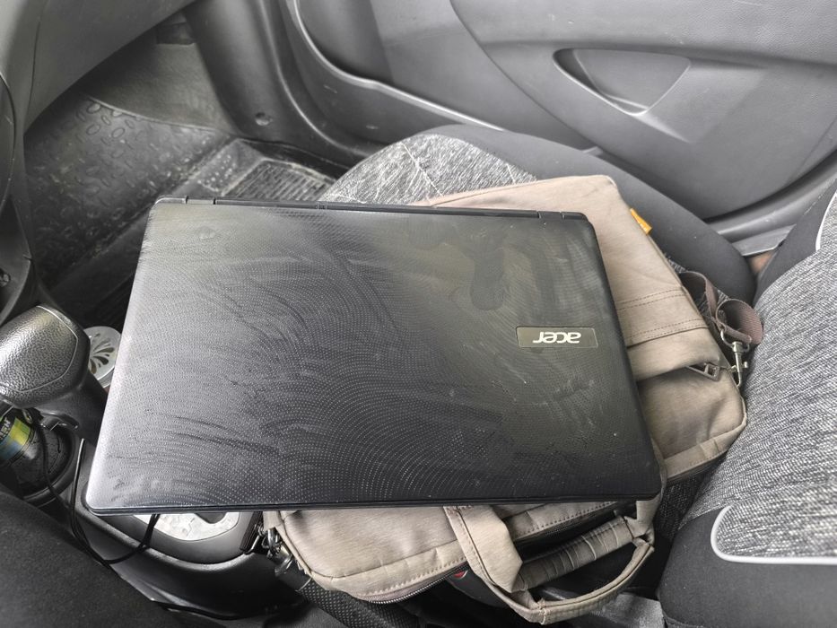 Notebook Acer sotiladi 8/256 GB Intel