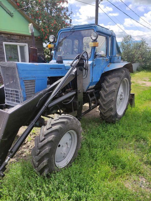 Трактор МТЗ 82  .