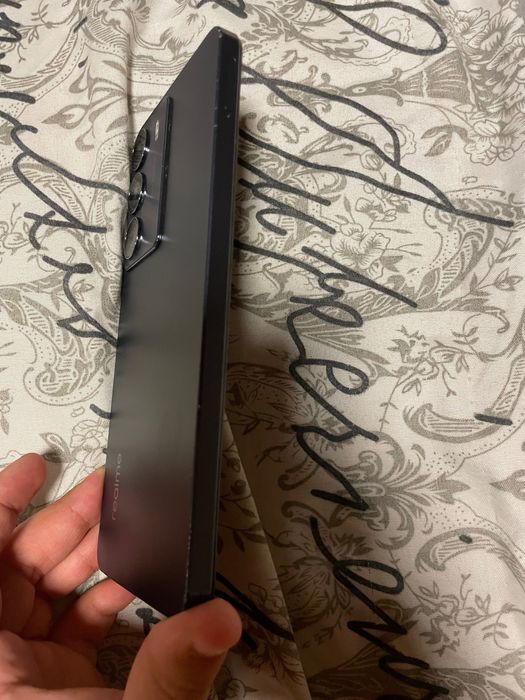 Realme14xpro във много добро състояние работи перфктно