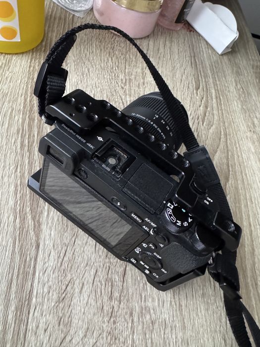 Camera Sony A6500