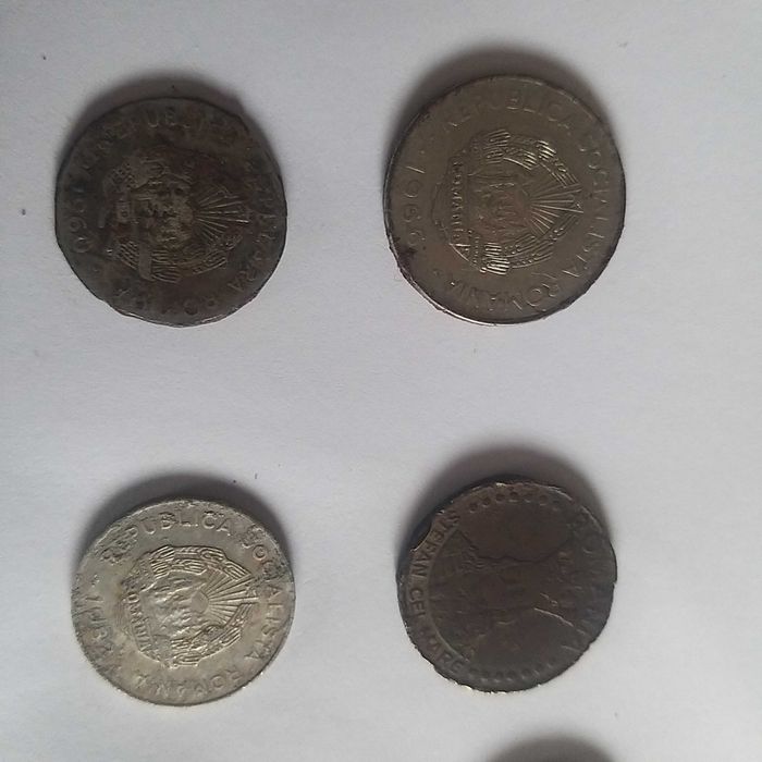 Bancnota 100 lei Nicolae Bălcescu si 6 monede