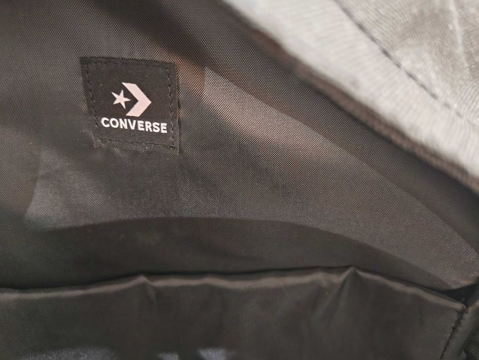 Раница черна Converse