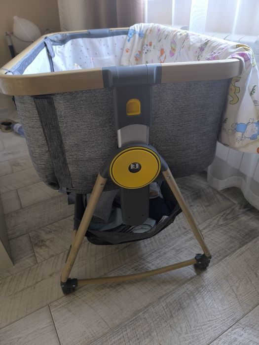 Продам приставную люльку-манеж