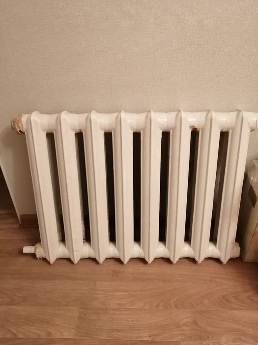 Продам батареи чугунные