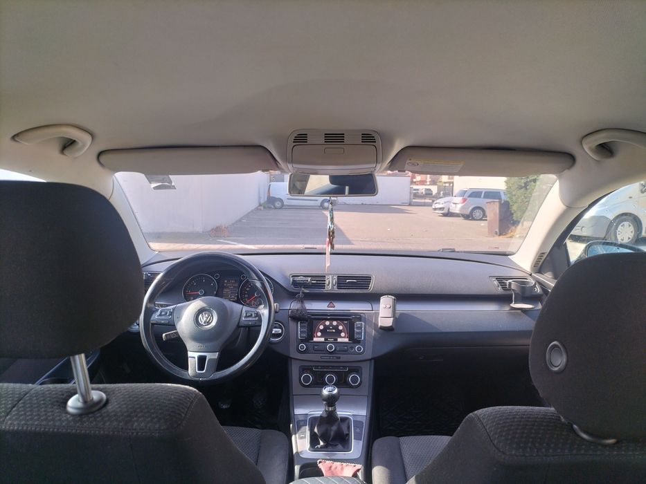 VOLKSWAGEN Passat 2010 — imagine 5