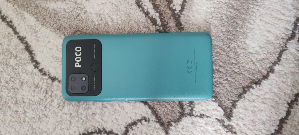 Продам телефон poco C40