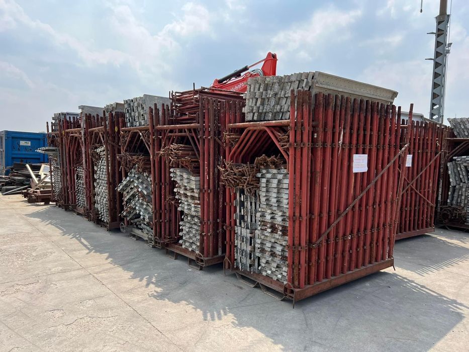 Фасадно скеле италианско рамково оригинално