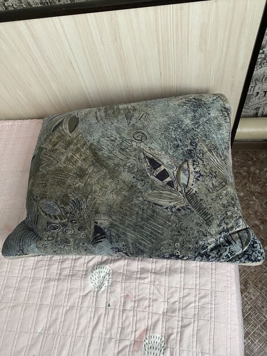 Продам подушки.В хорошем  состояний