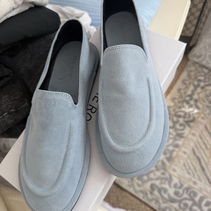 Лоферы новые кожа