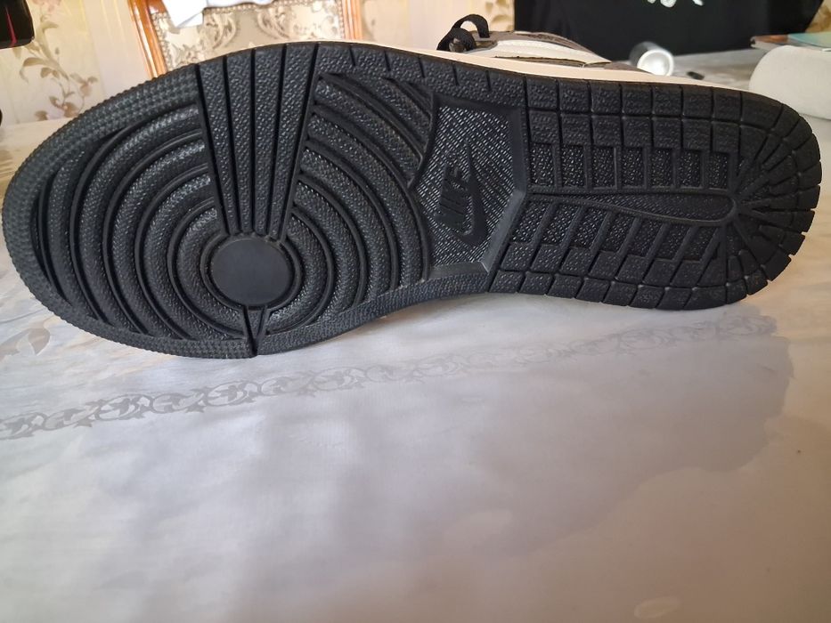 Кроссовки Air Jordan 1 High