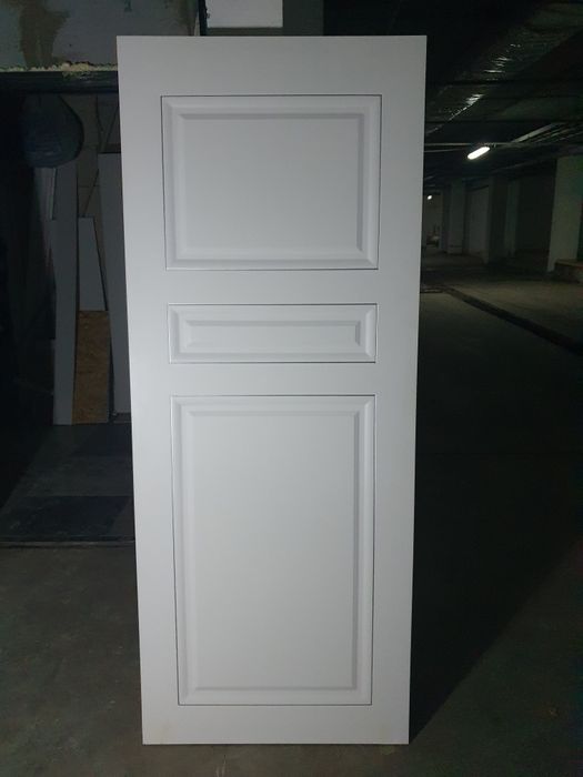 Продам двери 3 штуки