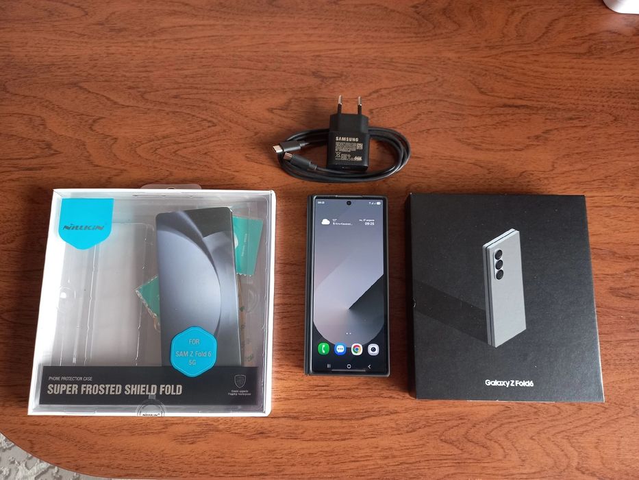 Продам Samsung Z Fold 6