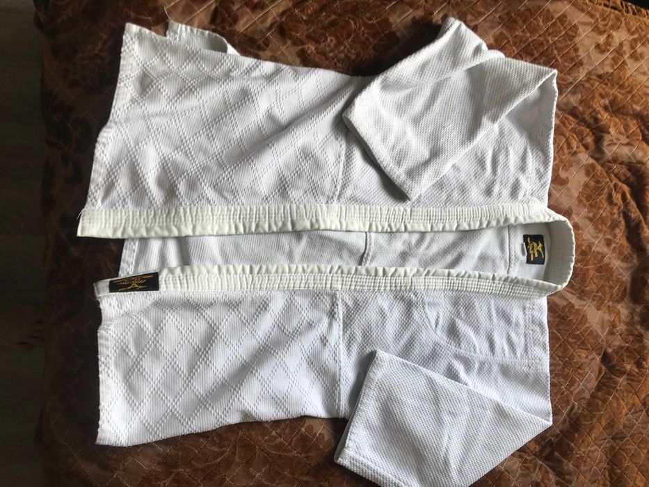 Продам Кимно mizuno