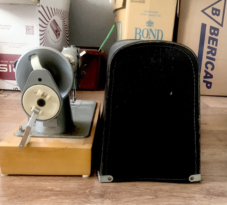 Швейная машинка