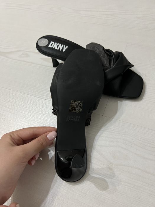 Новые мюли DKNY (оригинал)