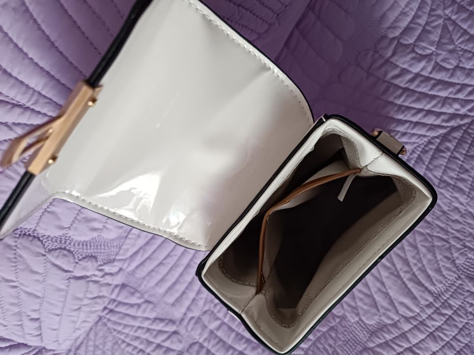 Сумочка стильная симпатичная