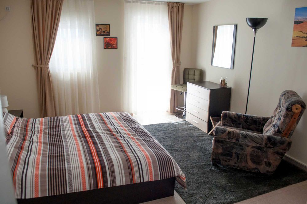 Дава се под наем Тристаен апартамент в Пловдив, Каменица 2 - 60 кв.м за 400 € - Снимка #2