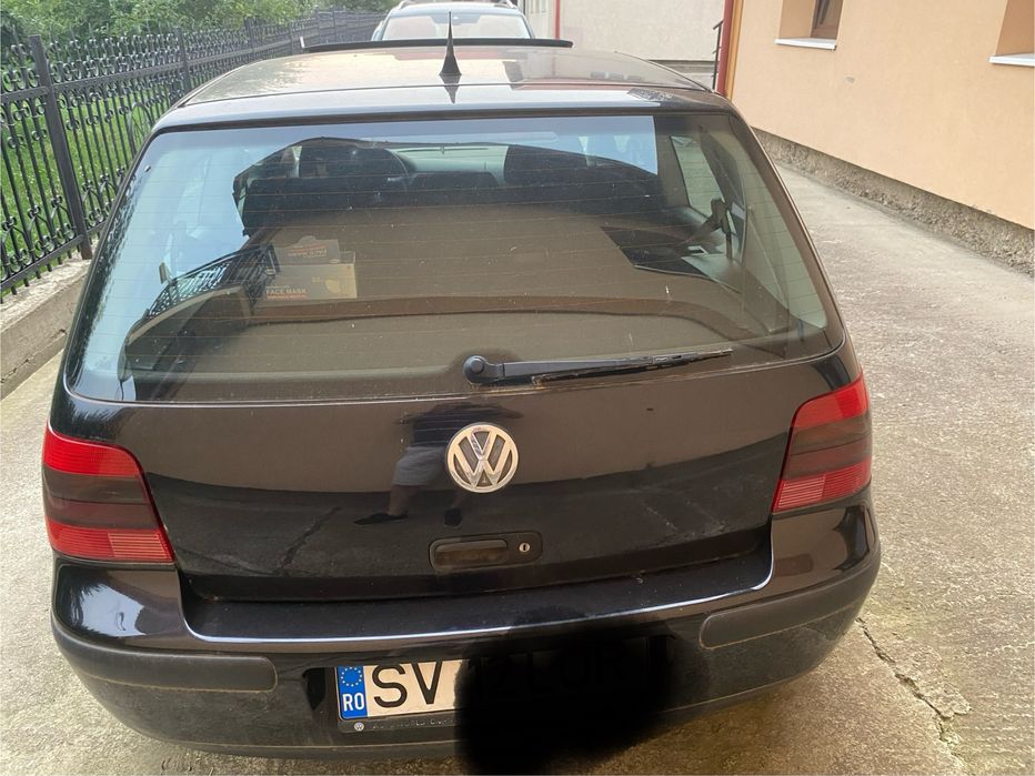 Volkswagen golf 4 - 1.6 cmc benzina, an 2003