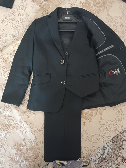 Школьные костюмы