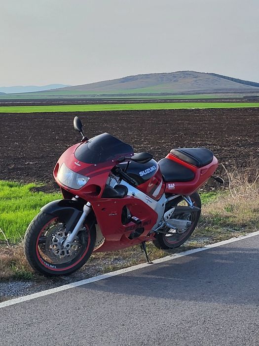 Suzuki GSX-R 600 srad
