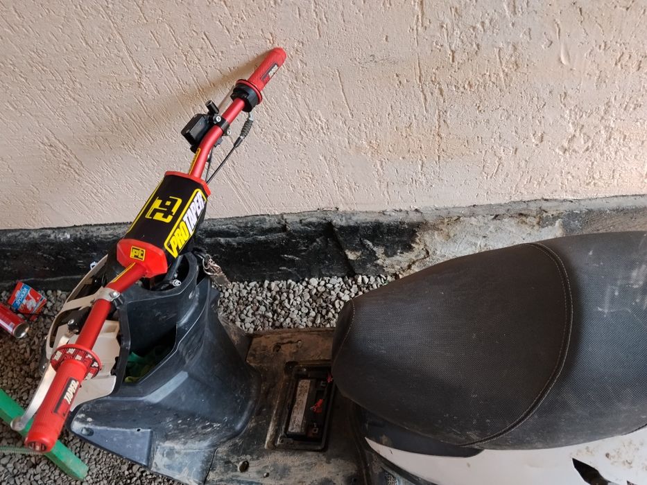 Мопед м8 стоит на учёте