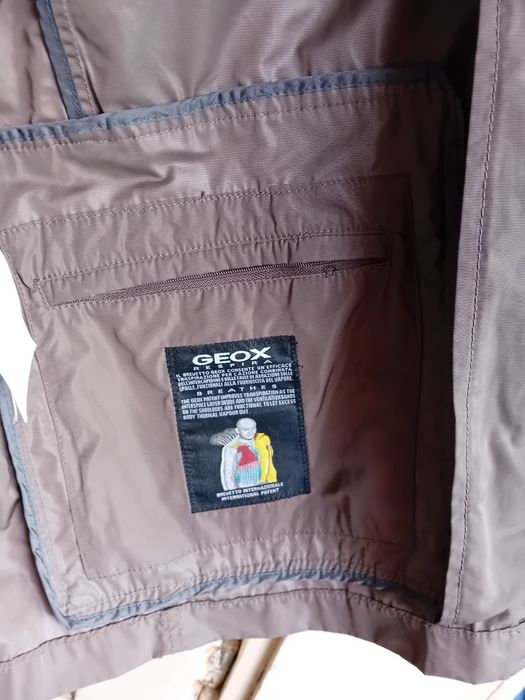 Geaca GORATEX impecabila