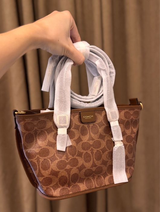 Новая сумочка оригинал COACH