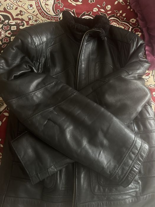 Продам куртку кожанную