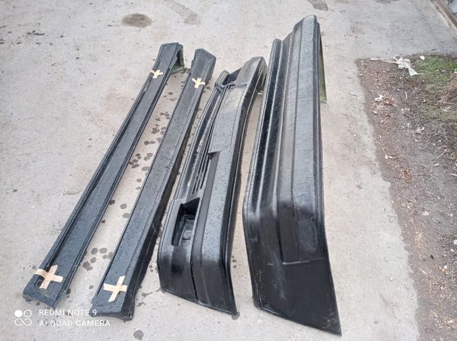 Мерседес190,мерс 201 бампер,пороги, передний бампер