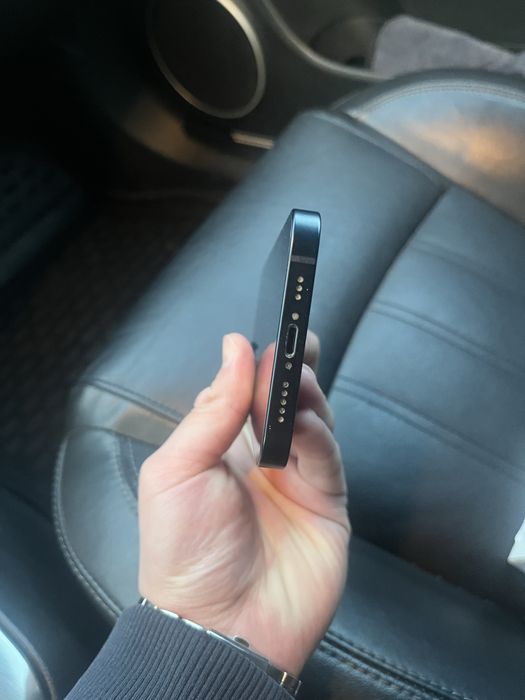 iPhone 13 128 midnight