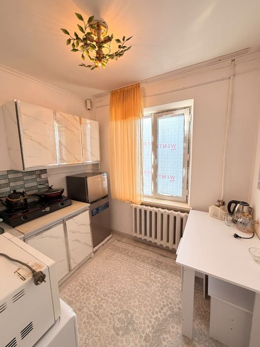 1 бөлмелі пәтер жалға беріледі