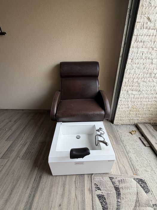 Mobilier salon de coafura