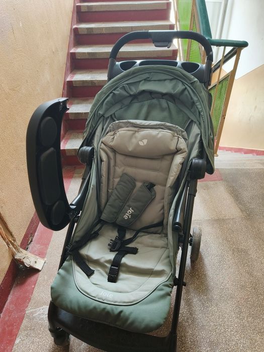 Cărucior Joie Laurel LX