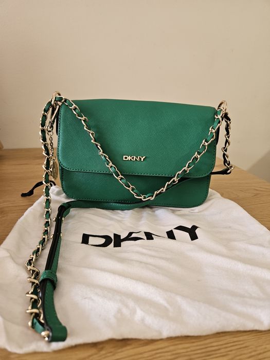 Дамска чанта DKNY