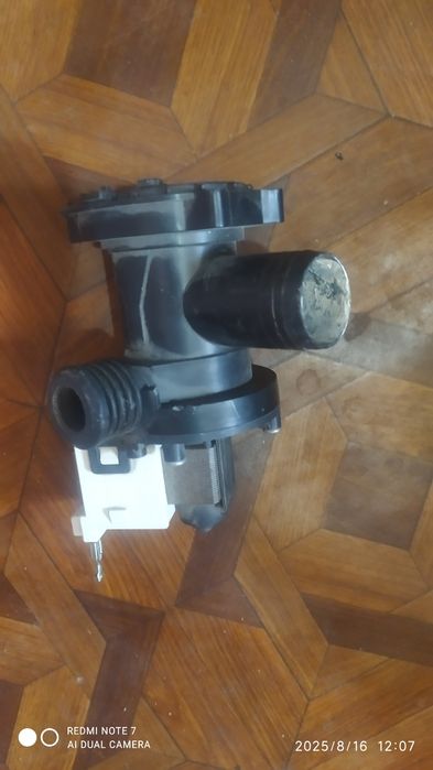 Помпа от стир машин