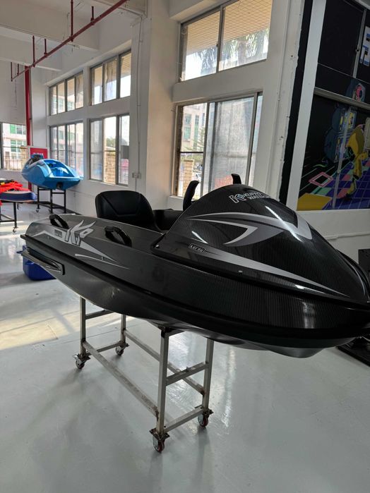 электрический картинг-катер