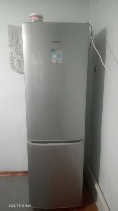 Продам Холодилник Позиз