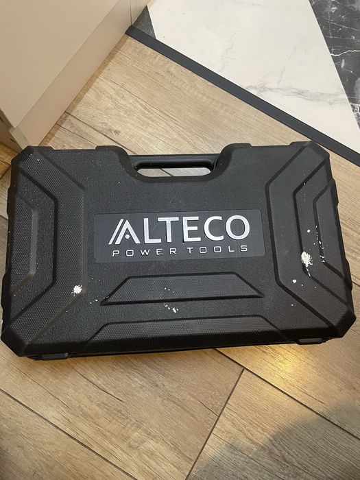 Продам перфоратор и шуруповерт Alteco идельная
