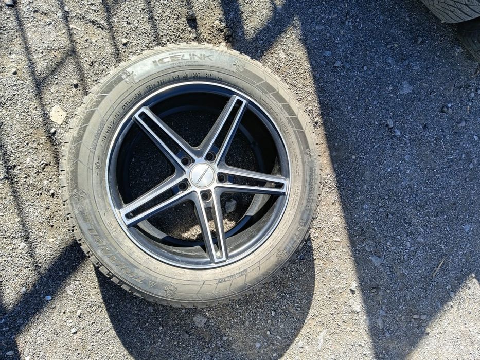 Продам шины в комплекте с дисками 225/60/17r, (Triangle).